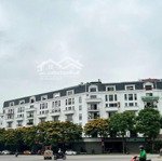 Vị trí vip chính chủ cần cho thuê toà nhà 7 tầng tại mặt đường đôi văn phú liên hệ: 0922.969.777