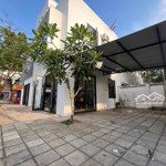 Cho thuê shophouse fpt lô góc 159m2 giá 12 triệu