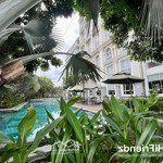 Service apartment for rent near phu my hung d7 .