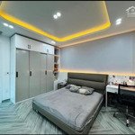 Nhà đẹp nhất, ngã 5, hà trì hà đông, 38 m2, 6 tầng, giá bán 5,6 tỷ, ở vip, kd, ôtô vào nhà .