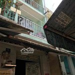 [dọn vào tháng 5] cho thuê nhà 1 trệt 2 lầu tại trung tâm quận bthanh