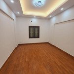 Bán nhà kim mã thượng dt 82m2_4tầng_ mt 4m_ô tô tránh_ ô chờ thang máy_ giá bán 25.5 tỷ_ 0969065802