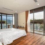 Căn hộ 2pn luxury có gym , gần biển - trống sẵn