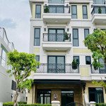 Sở hữu nhà phố vườn villa mới xây 100% kiểu pháp ngay trung tâm q9 - đã có sổ hồng