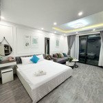 Bán căn hộ studio 38m2, full đồ nội thất, giá 2.35 tỷ, tòa c2 vinhomes d''capitale trần duy hưng