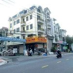 Nhà 2 lầu diện tích 60m kinh doanh buôn bán.