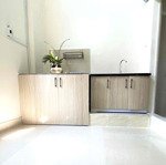 Công khai- 3 triệu8-duplex cửa sổ trời rộng rãi, có máy lạnh