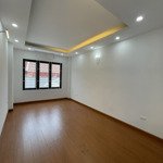 Siêu phẩm, ttđống đa, thịnh quang, 50m2, giá nhỉnh 7 tỷ, lô góc 3 thoáng, kinh doanh, fuff nội thất