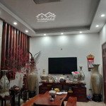 Nhà dân xây phố hồng tiến, nguyễn văn cừ, 4 tầng x 60m2, ngõ thông, ô tô vào nhà, 9 tỷ mốt