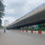 Hiếm- bán nhà nguyễn chí thanh- mặt phố lớn - vỉa hè rộng - kinh doanh sầm uất - 35m- 13 tỷ