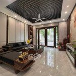 Chính chủ bán liền kề văn phú, hà đông, 90m2, thang máy, kinh doanh, vị trí đắc địa, nhỉnh 15 tỷ