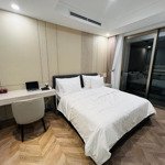 Bán 3 phòng ngủmidtown 130m view sông phòng ngủ master rộng lầu cao block c và d cửa hướng đông nam