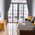 Bán nhanh 2 phòng ngủ 76m2, full nội thất, giá bán 2tỷ550, sổ có sẵn. liên hệ: 0978272427 (có zalo)