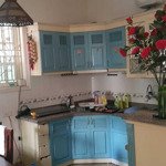 Cho thuê biệt thự nghi tàm, 5p, có gara ôtô cho làm homestay.