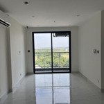 Cho thuê căn hộ 1pn+ có ban công 47m2 giá 5 triệu view sông mát mẻ