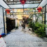 Chính chủ cần bán nhà riêng đường hậu giang, phường 4 - tân bình, 5x30m ,nhà đẹp có sân trước