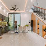 Mặt tiền quận 1! duy nhất ngay trên nguyễn phi khanh, tân định, q1. dt: 70m2 - 4 tầng. chỉ 18 tỷ tl