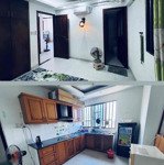 Full n.thất xịn,rộng 82m2,2p.ngủ 2 vệ sinhở 4-5ng ok.gần chợ bà chiểu q1