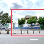 Cho thuê nhà mặt tiền 1800m2 đường lũy bán bích