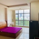 Studio 30m2 full nội thất có bancong thuận tiện vào q1