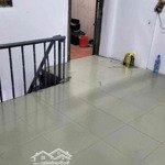 Phòng lớn tổng diện tích 50 m2 đường nguyễn hữu cảnh