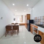 Cho thuê căn hộ studio 30m2 ban công phòng siêu rộng gần chợ bà chiểu