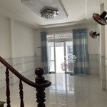 Nhà 2 tầng, dt khủng 68m2, shr vuông vức, hoàn công chuẩn đẹp