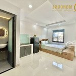 Studio ban công mới 100% - ngã 4 phú nhuận- cách các quận 5p di chuyển