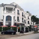 Cần cho thuê gấp lk đại kim lâu dài 73m2 * 5 tầng giá bán 14 triệu/tháng liên hệ: 0988832025