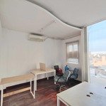 Chính chủ cho thuê văn phòng 20m2 đẹp view kính cực thoáng có bàn ghế ở yên thế, p2, quận tân bình