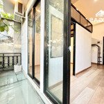 Cho thuê duplex ban công - full nt - thang máy - nguyễn trãi quận 1