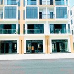 Shophouse duy nhất trục thái sơn 3 (lộ giới 33m), vị trí ngay điểm qua đường. lh em phước ngay