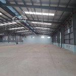 Cho thuê (bán) xưởng 20.000m2, đất 3,2ha, tp bến cát, b dương. 2 xe cont 40f đi, bình điện 1000kva