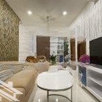 Cho thuê chung cư oriental, dt 78m2, 2pn, 2wc, giá 10 triệu, liên hệ 0931177816... yến