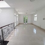 Cho thuê villa khu nguyễn văn hưởng thiết kế rộng - 3 tầng - 220m2 giá bán 75 triệu