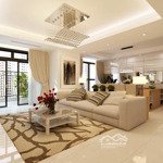 Chính chủ gửi bán gấp căn 3 phòng ngủ145m2 toà r1 royal city. giá chỉ 9,4 tỷ. cam kết thông tin chuẩn 100%