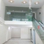 Mặt bằng sẵn office 300m2 ngay mặt tiền đường b