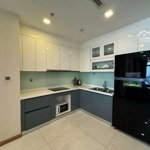 Bán 2 phòng ngủ vinhomes central park giá bán 5,6 tỷ bao hết nhà đẹp nội thất mới xem nhà 0933 333133