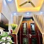 Trần khát chân- nhà mới đẹp, chủ tự xây, cách mặt phố vài bước chân, giao thương thuận lợi