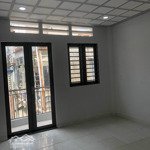 Nhà 40m2 trệt lầu 2 phòng ngủ 2 vệ sinhquang trung, p10. gò vấp. gần ngã 5. thuận tiện đi sân bay, các trường đh