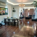 Bán chung cư ct10 đô thị việt hưng 126m2 full nội thất giá 3050 triệu bao phí sang tên