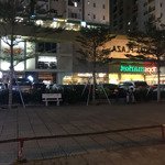 Cho thuê căn hộ oriental plaza 2 phòng ngủ& 3pn