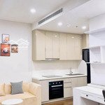 Cần giao dịch nhanh căn studio tòa a masteri west heights - dt 35 m2, giá 1 tỷ 750 tr, bao phí