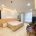 Căn hộ studio cao cấp ban công 40m2 quận 10 đường nguyễn tri phương