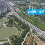 Bán căn hộ 92m, tòa c2, phố đỗ nhuận, full nội thất