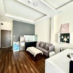 Căn hộ studio full nội thất - ký con, quận 1 - ban công lớn - 9 triệu