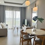 Bán nhanh giá tốt căn hộ 2 phòng ngủ view sông giá 4 tỷ - nhà mới , nội thất đẹp lh 0935112384