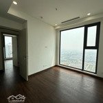 Tôi chính chủ cần bán gấp căn 3 phòng ngủ-diện tích73.4m2, view thoáng, toà c masteri west heights tây mỗ, 4.6