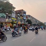 Bán nhà mặt phố kinh doanh - vỉa hè 7m, ô tô qua lại tấp nập tại phố ngô quyền, quang trung.