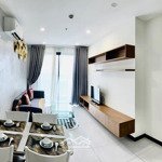 Cho thuê căn hộ chung cư c skyview 2 phòng ngủ 2 vệ sinh full nội thất tầng cao.
